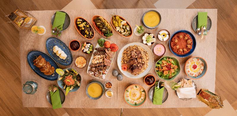 Holiday Inn Hotel & Suites Dubai Science Park - Restoran