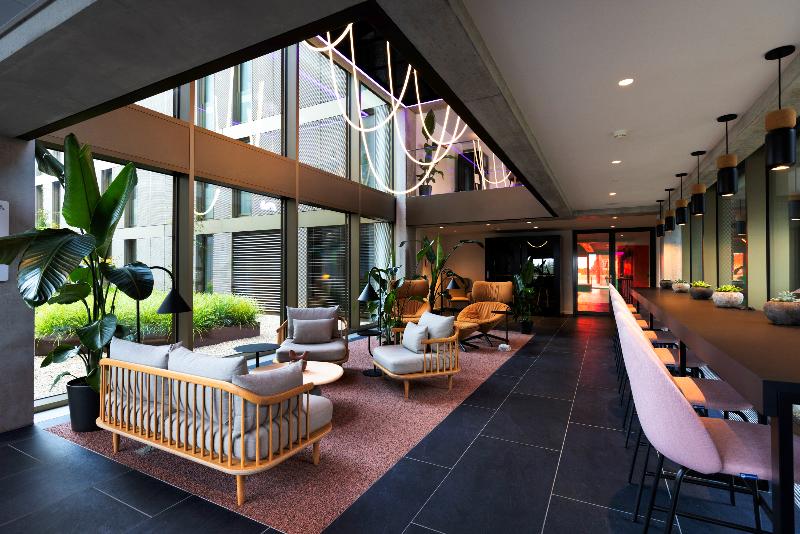 Yotel Geneva Lake - Lobi