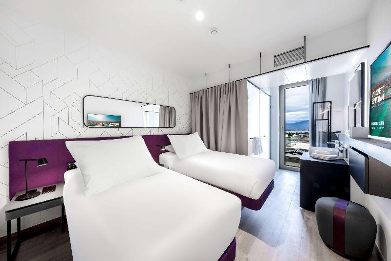 Yotel Geneva Lake - Oda