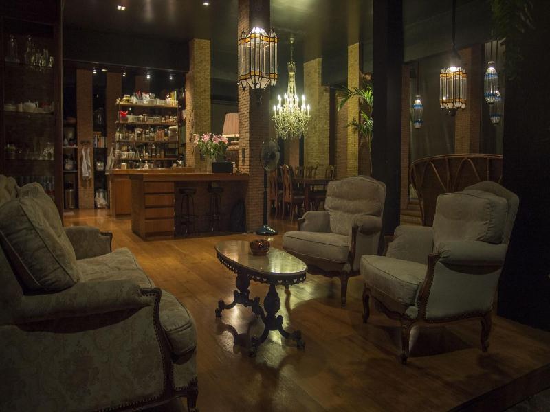 Chandra Residence - Bar