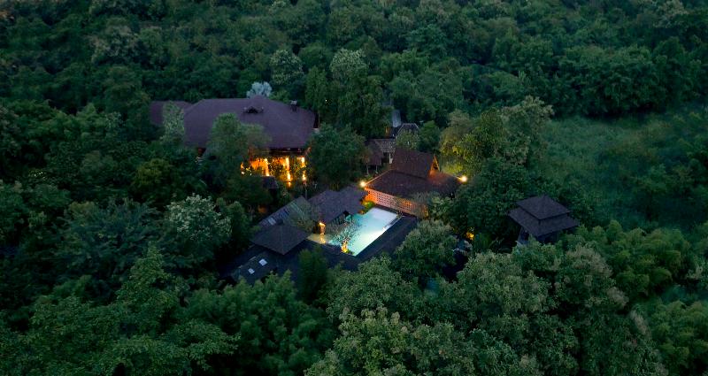 Chandra Residence - Genel