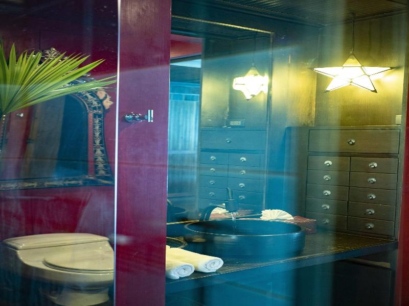 Chandra Residence - Oda