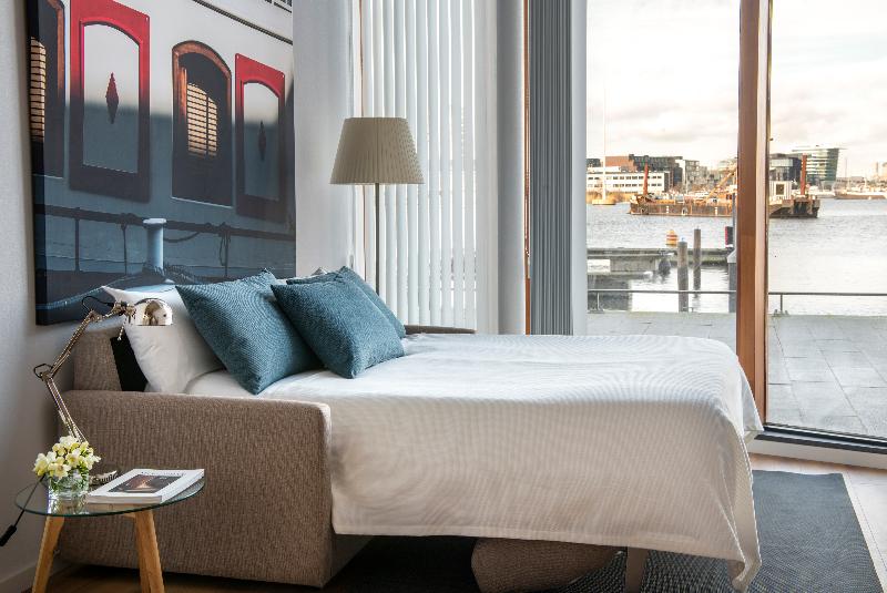 Eric Vokel Boutique Apartments - Riverfront Suites - Oda
