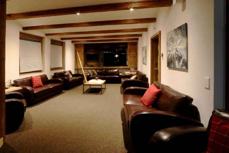 Amber Ski In Out Hotel Spa - Lobi