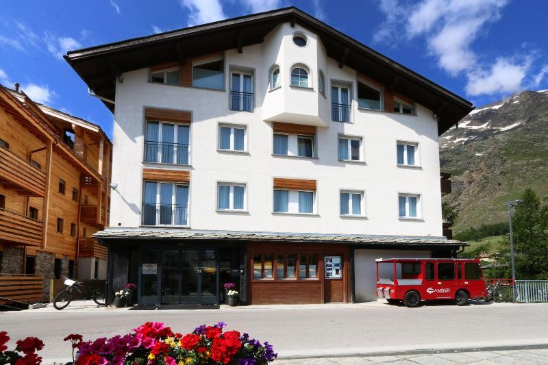 Amber Ski In Out Hotel Spa - Genel