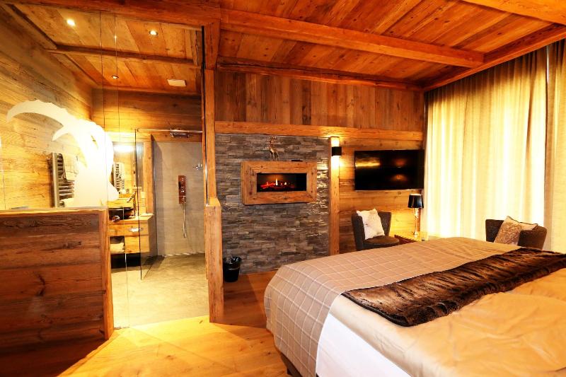 Amber Ski In Out Hotel Spa - Oda