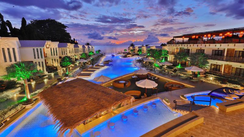 Vannee Golden Sands Beachfront Resort - Bar