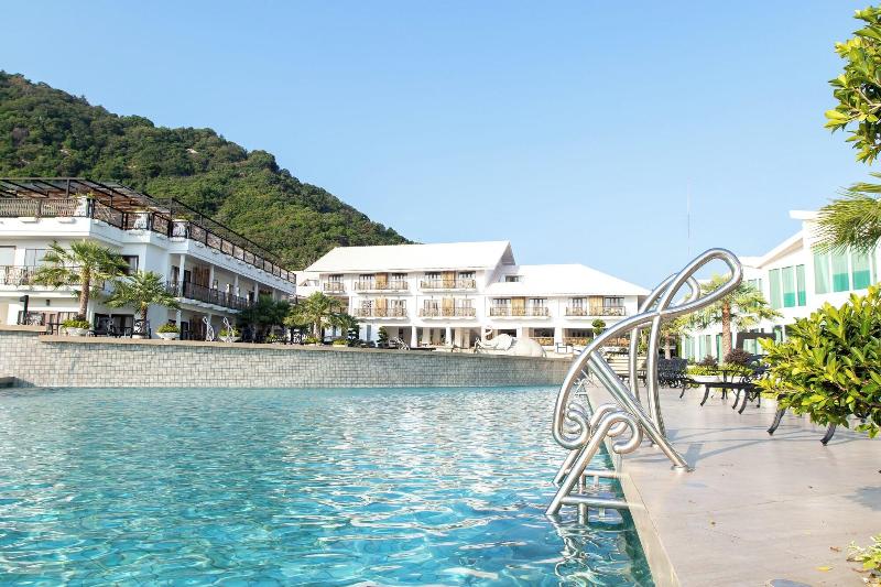 Vannee Golden Sands Beachfront Resort - Aktivite