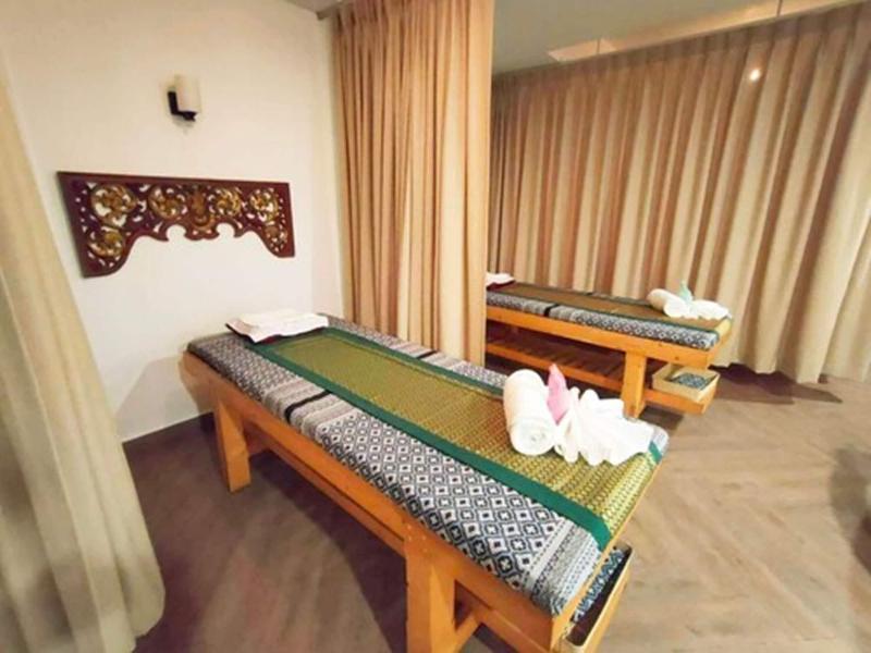 Vannee Golden Sands Beachfront Resort - Aktivite