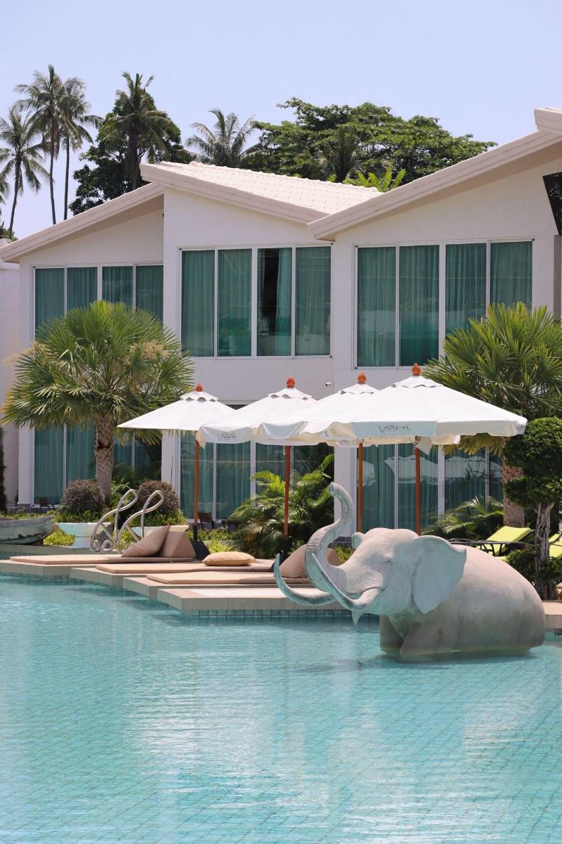 Vannee Golden Sands Beachfront Resort - Genel