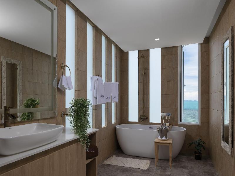 Vannee Golden Sands Beachfront Resort - Oda