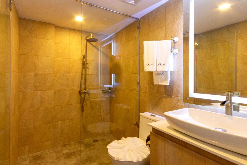 Vannee Golden Sands Beachfront Resort - Oda