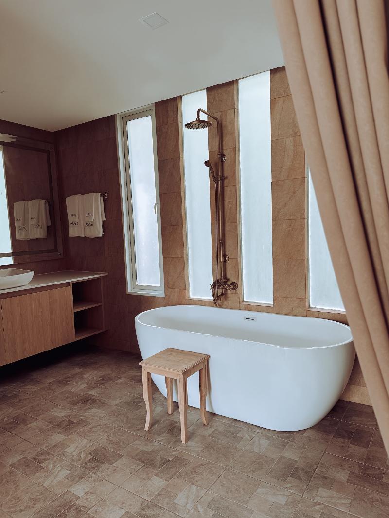 Vannee Golden Sands Beachfront Resort - Oda