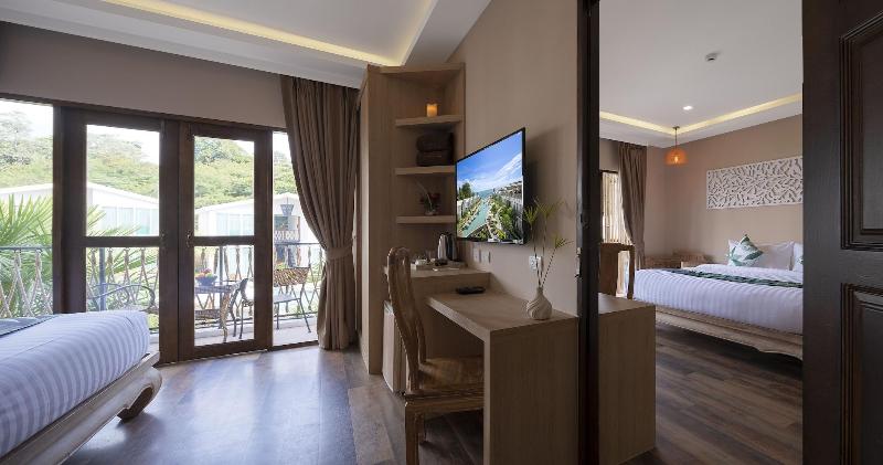 Vannee Golden Sands Beachfront Resort - Oda