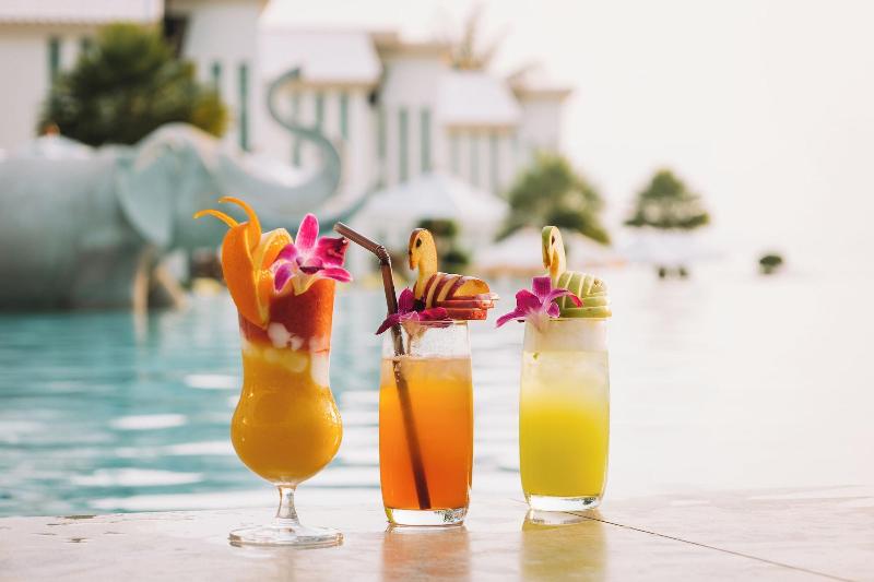Vannee Golden Sands Beachfront Resort - Restoran