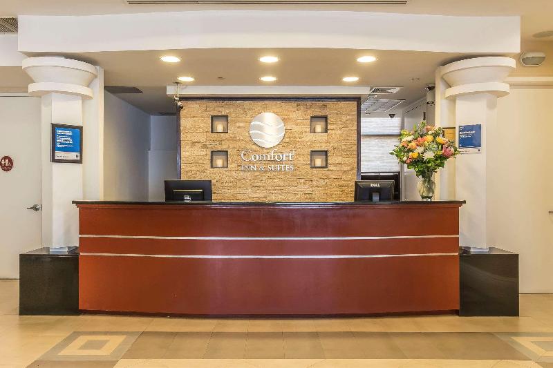Comfort Inn & Suites Airport La Guardia Airport - Lobi