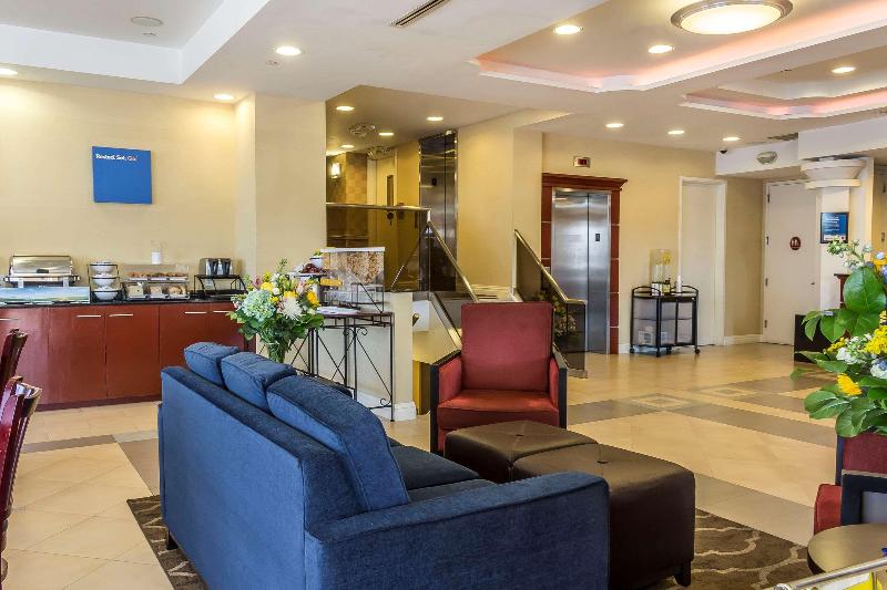 Comfort Inn & Suites Airport La Guardia Airport - Lobi