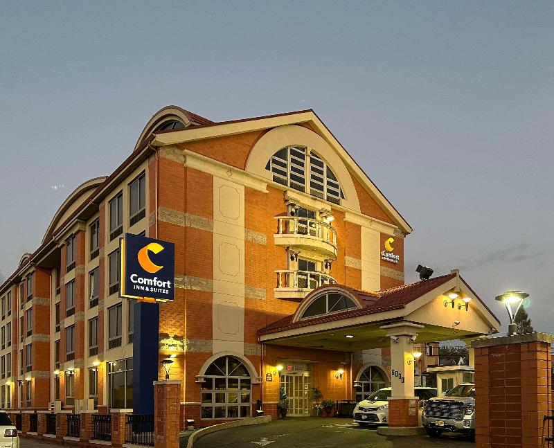 Comfort Inn & Suites Airport La Guardia Airport - Genel