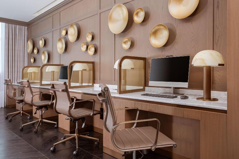 The Ritz Carlton Baku - Lobi