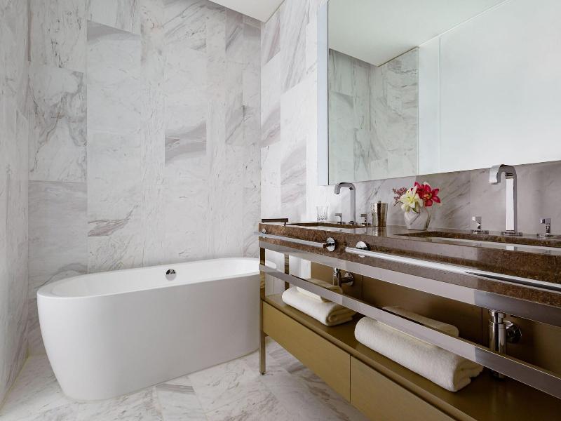 The Ritz Carlton Baku - Oda