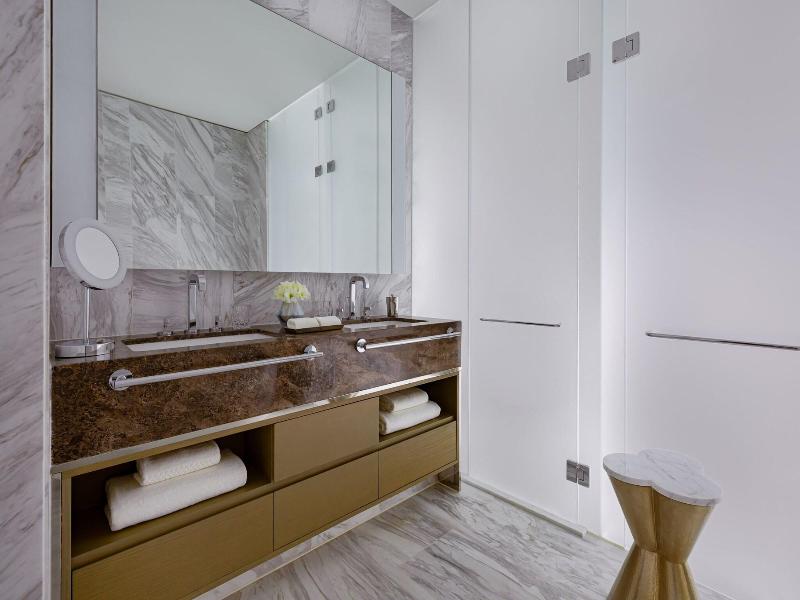 The Ritz Carlton Baku - Oda