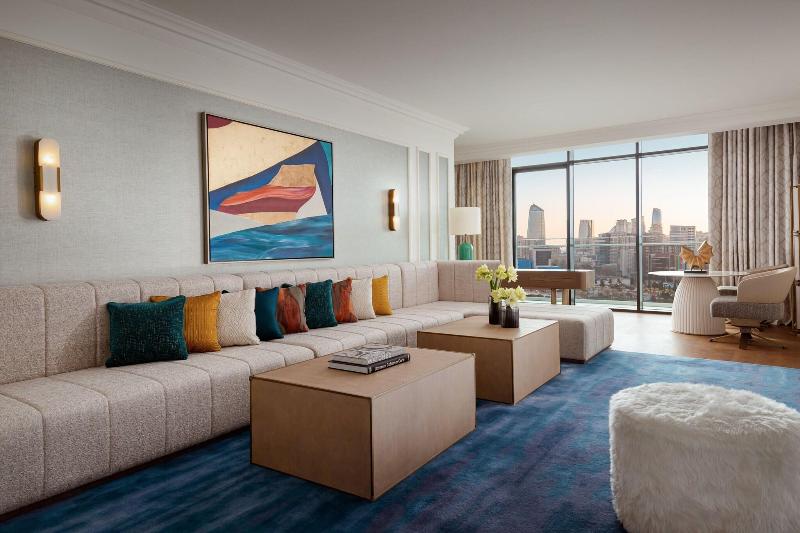 The Ritz Carlton Baku - Oda