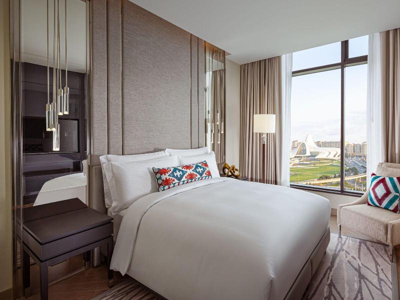 The Ritz Carlton Baku - Oda
