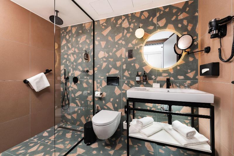 The Three Corners Downtown Edition Hotel - Oda