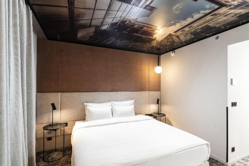 The Three Corners Downtown Edition Hotel - Oda