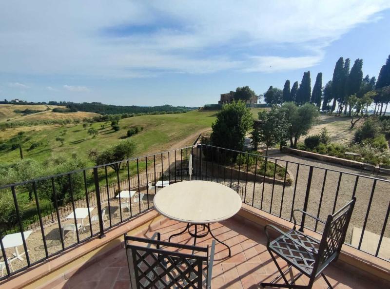 Villa Petriolo - Genel