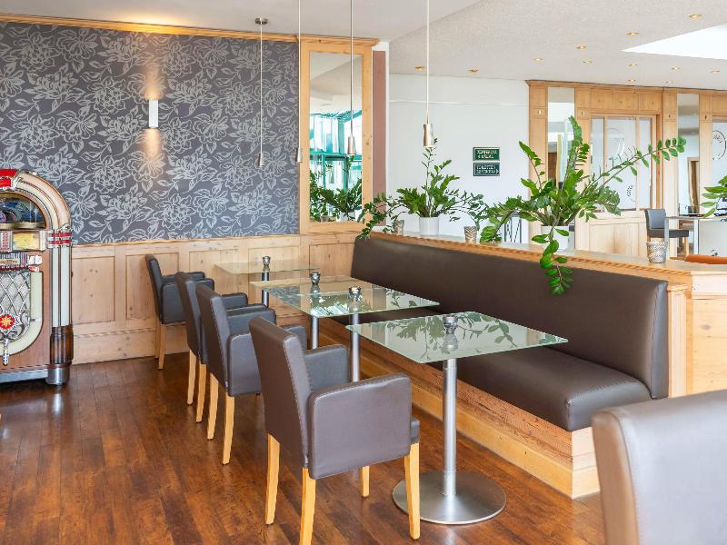 Atomis Hotel Munich Airport by Mercure - Bar