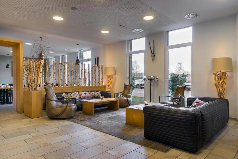 Atomis Hotel Munich Airport by Mercure - Lobi