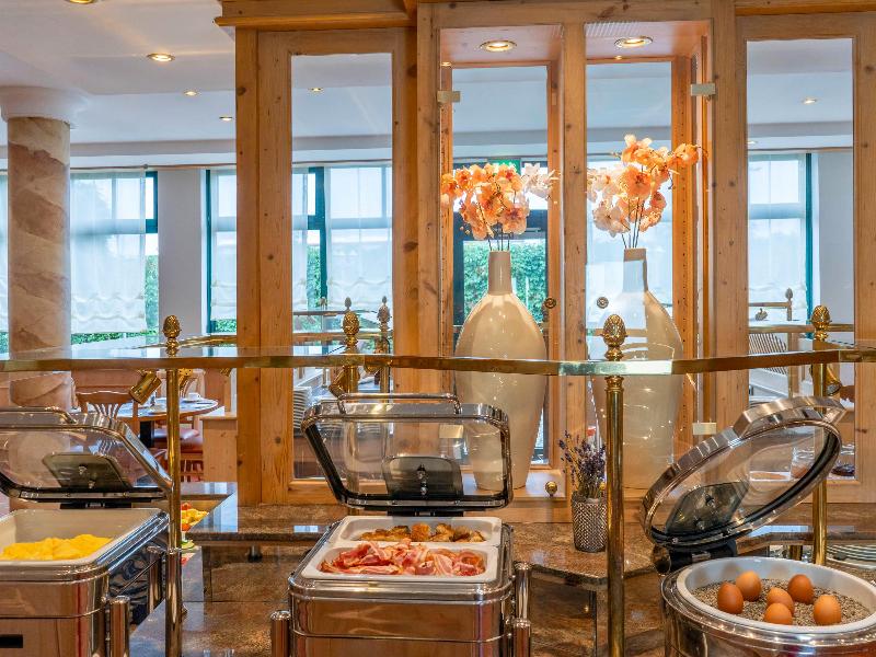 Atomis Hotel Munich Airport by Mercure - Restoran