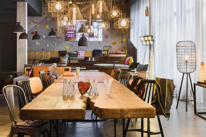 Moxy Dresden Neustadt - Genel