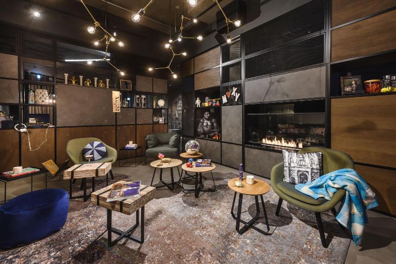 Moxy Dresden Neustadt - Genel
