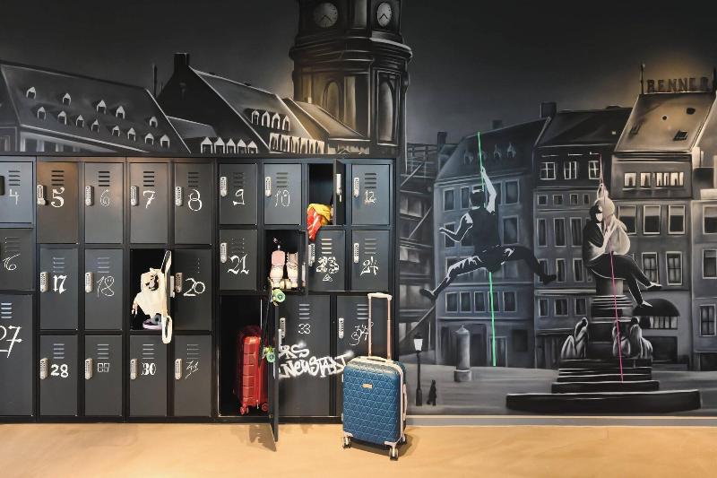 Moxy Dresden Neustadt - Genel