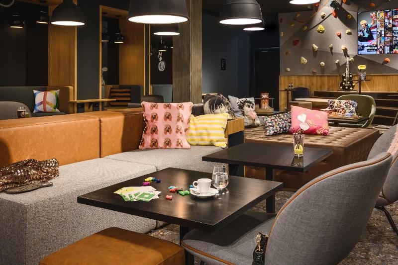 Moxy Dresden Neustadt - Genel