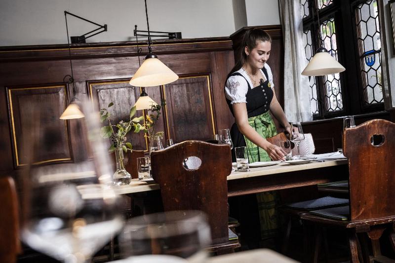 Romantik Hotel Zur Schwane - Restoran