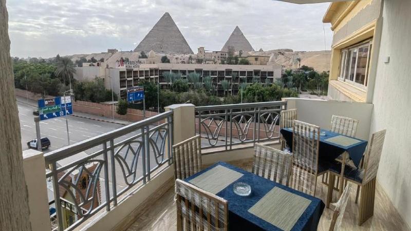 Regency Pyramids - Restoran
