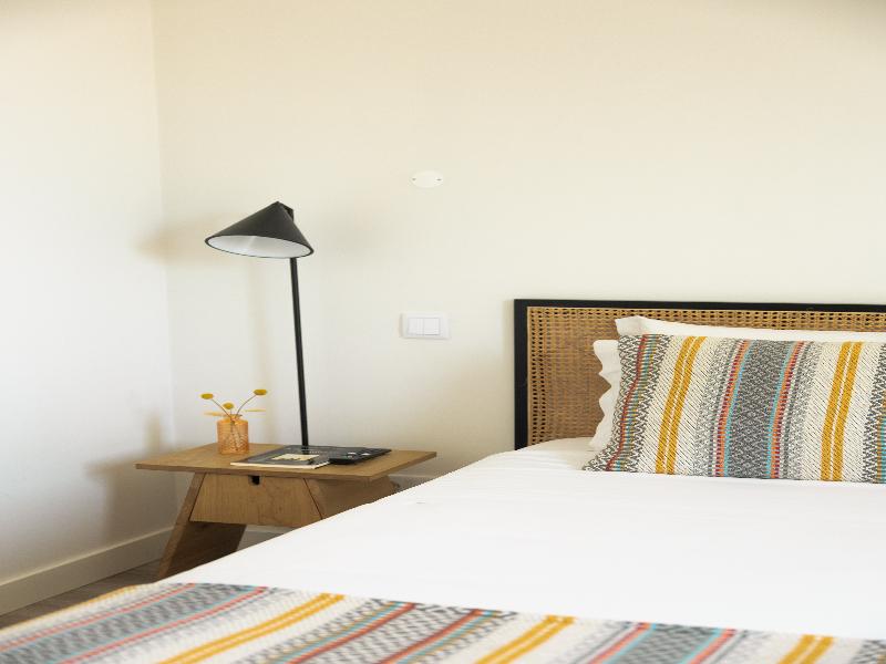 Quinta Da Amendoeira- Evora- Farmhotel - Oda