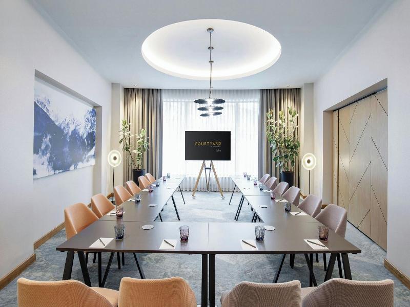 Courtyard By Marriott Baku - Toplantı