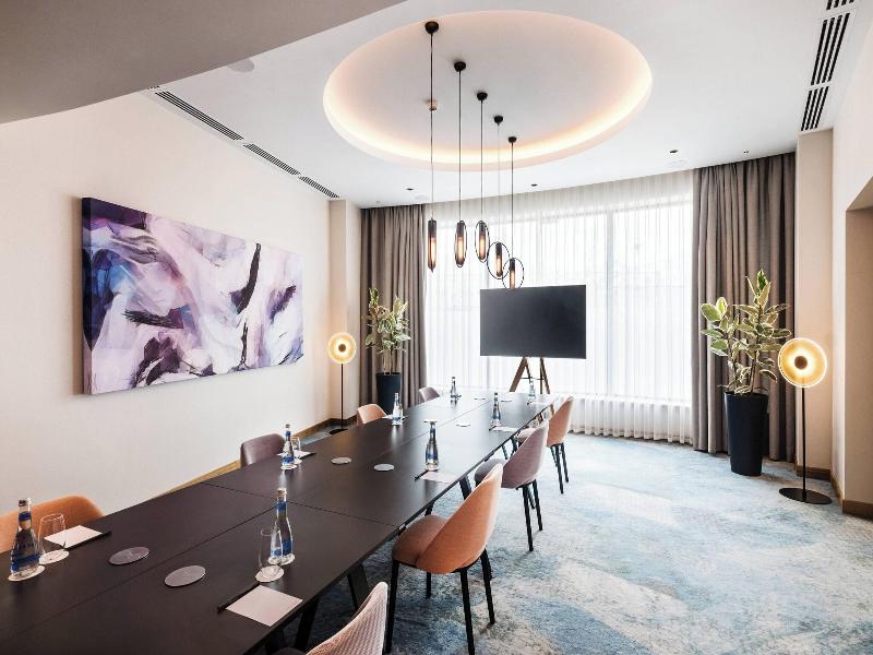 Courtyard By Marriott Baku - Toplantı