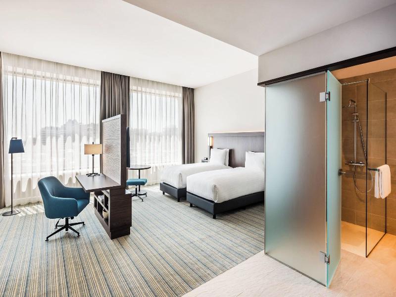 Courtyard By Marriott Baku - Oda