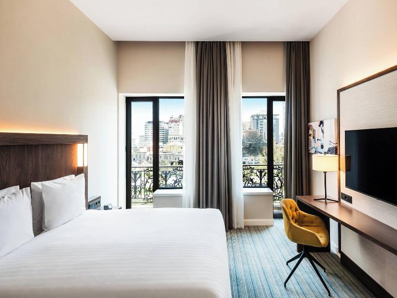 Courtyard By Marriott Baku - Oda