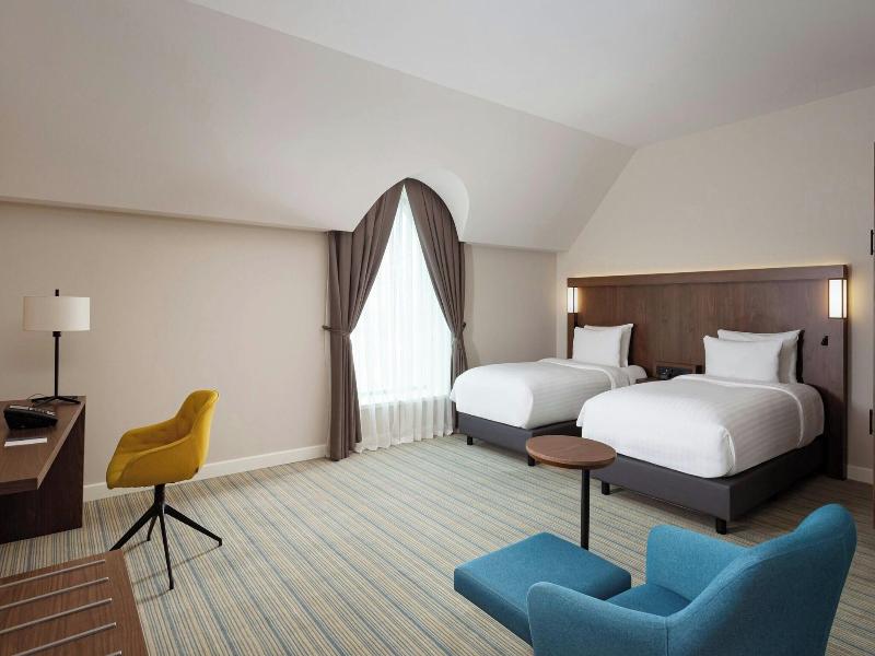 Courtyard By Marriott Baku - Oda