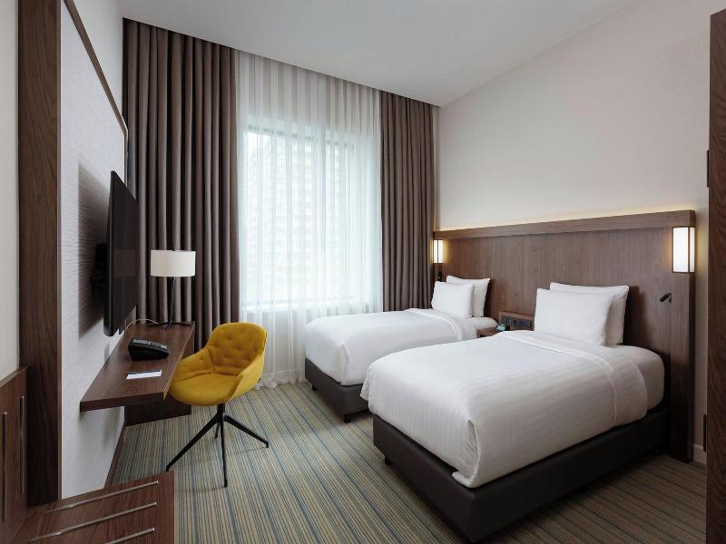 Courtyard By Marriott Baku - Oda