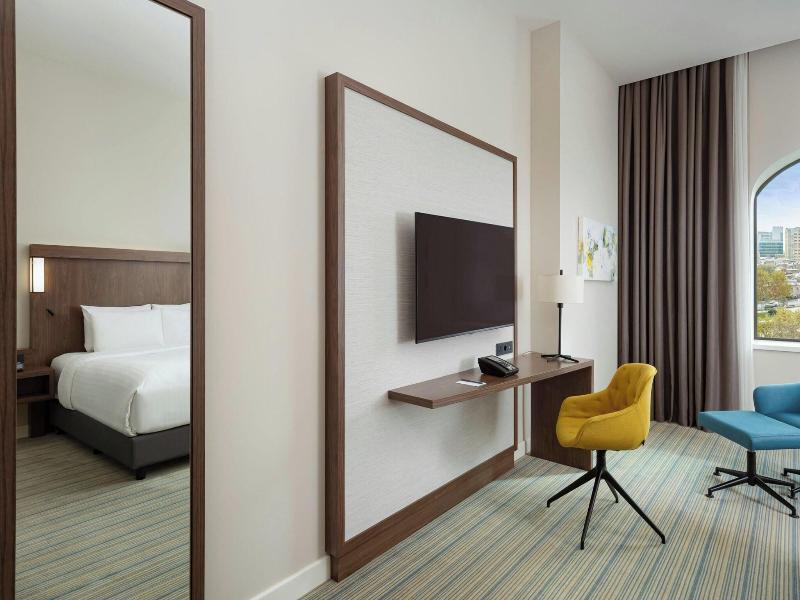 Courtyard By Marriott Baku - Oda