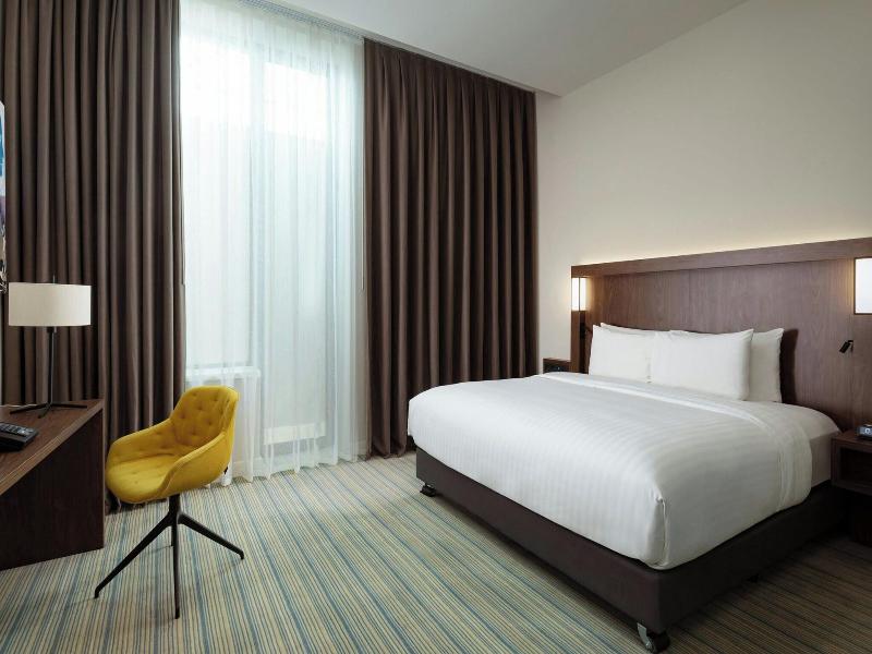 Courtyard By Marriott Baku - Oda