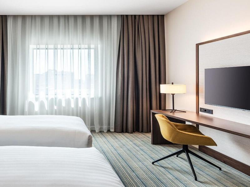Courtyard By Marriott Baku - Oda