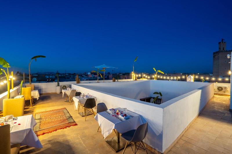 Riad Zahrat Al Sahara - Restoran